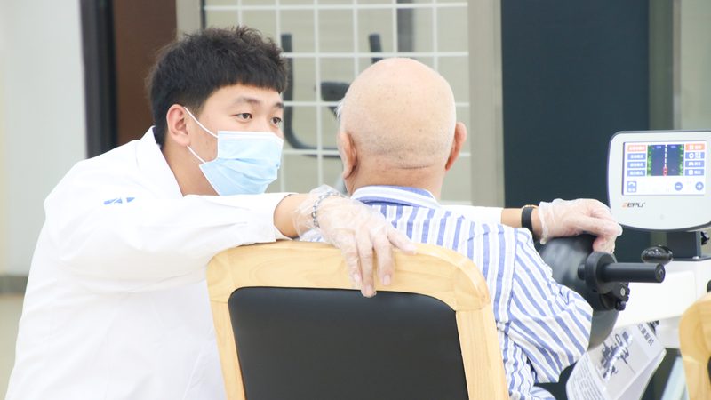 查看公司的成功案例，可以了解其设计理念和施工水平。可以从以下几个方面进行考察：